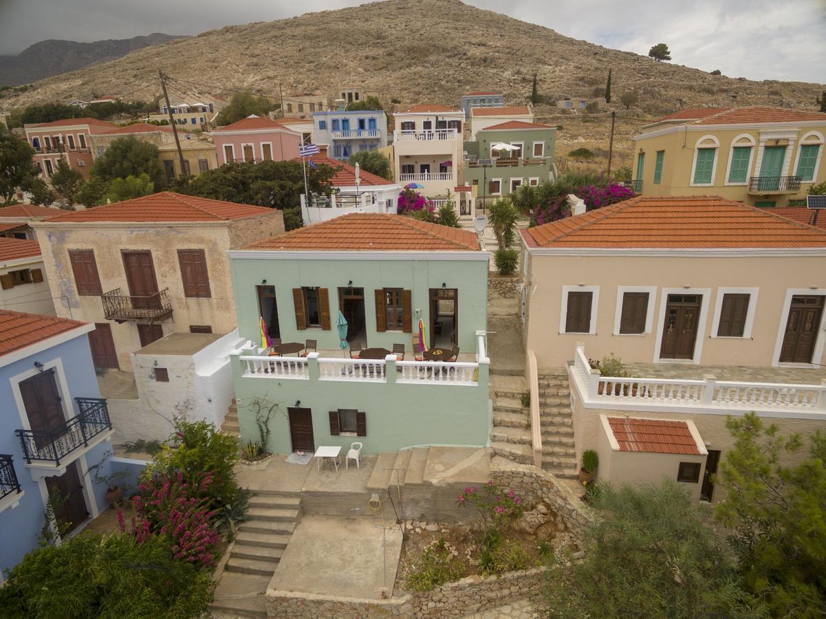 Roulas Apartments Халки Экстерьер фото